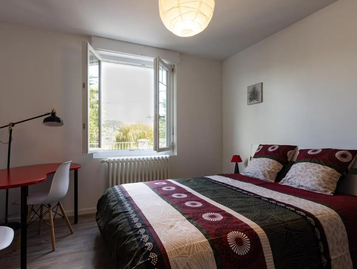 - Les Berges Du Pont Valentre - Apartment Cahors 0*,