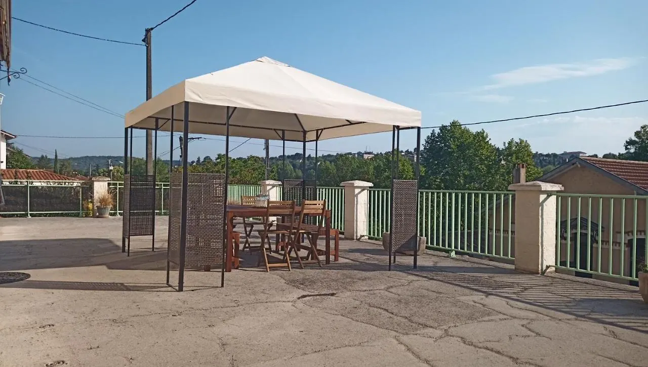 - Les Berges Du Pont Valentre - Apartment Cahors